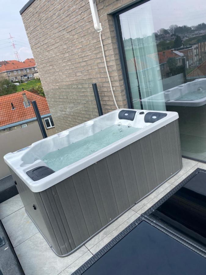 圣尼古拉Liege Luxe & Jacuzzi Sous Les Etoiles公寓 外观 照片