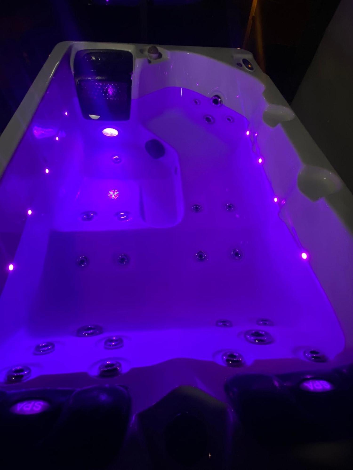 圣尼古拉Liege Luxe & Jacuzzi Sous Les Etoiles公寓 外观 照片